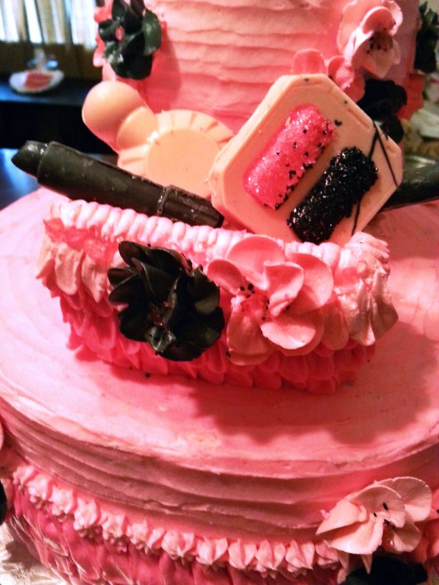 Pink Diva Cake Make Up3